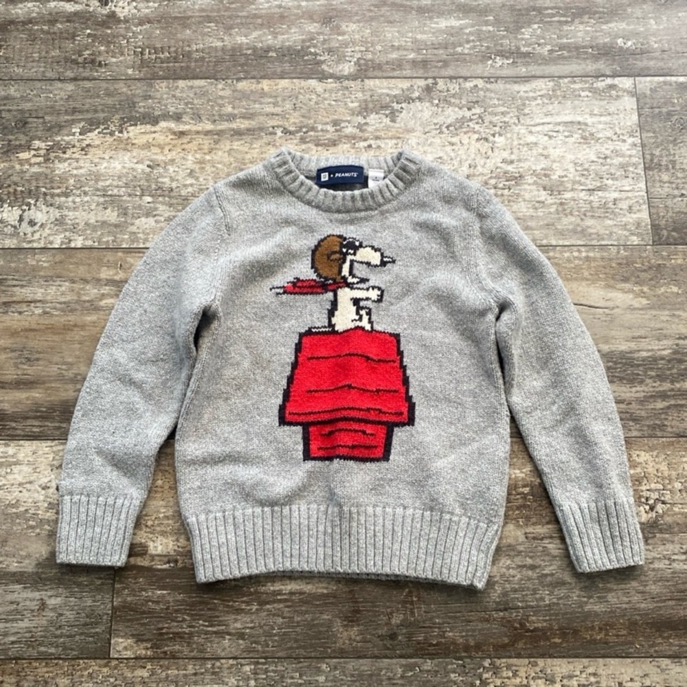 Gray Sweater with Snoopy Design Size 5